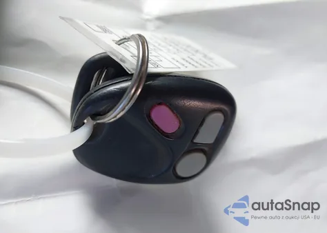 2002 GMC Sierra 1500 Sle z USA, uszkodzony, nr VIN 2GTEC19V021223843